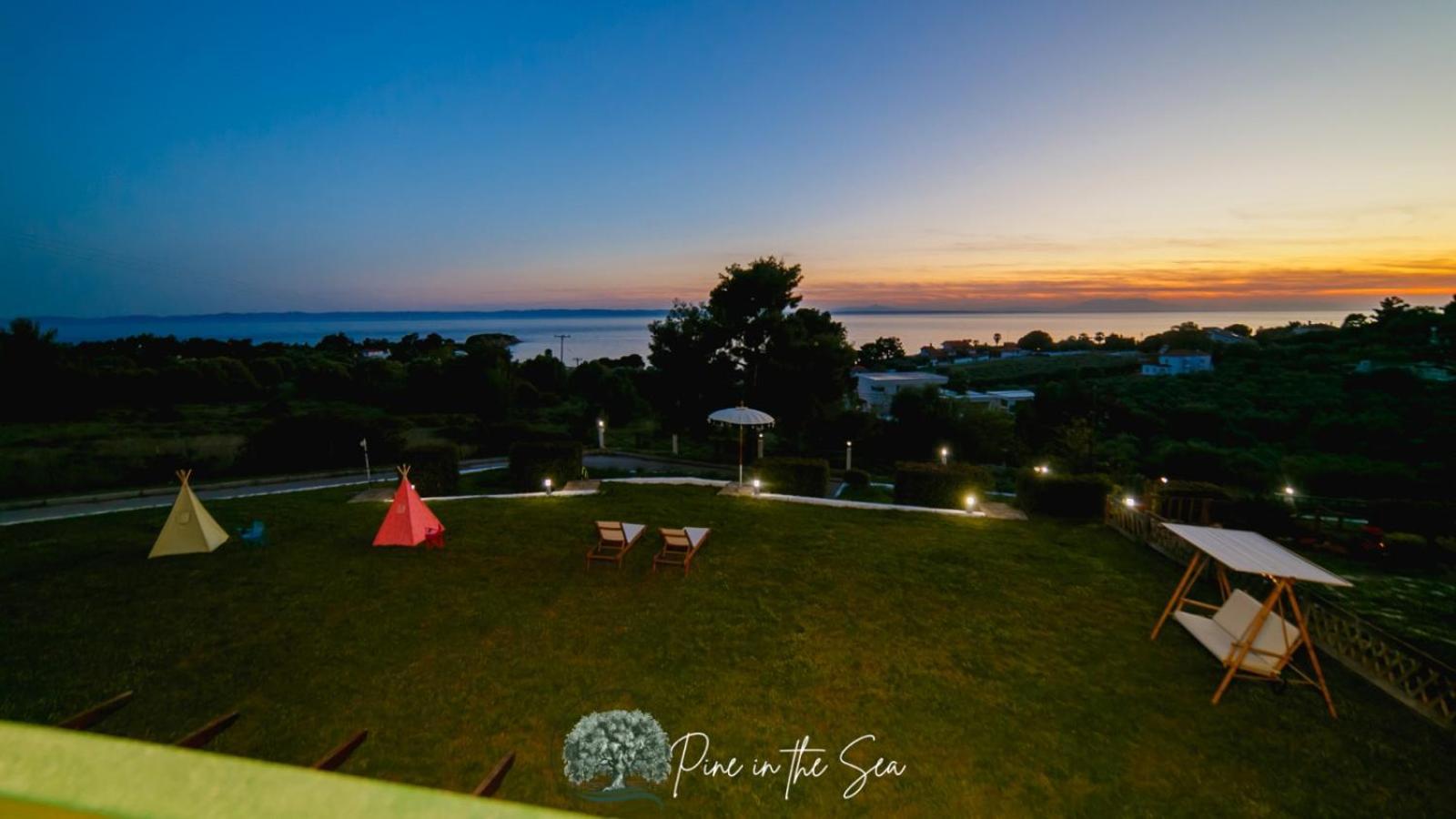 Pine In The Sea Nikiti-Sithonia Apartment Exterior foto