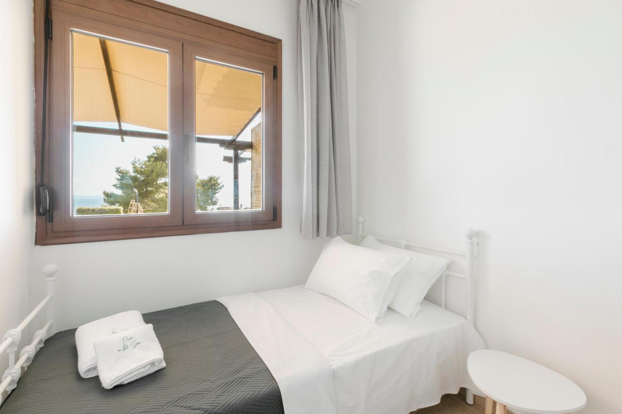 Pine In The Sea Nikiti-Sithonia Apartment Exterior foto
